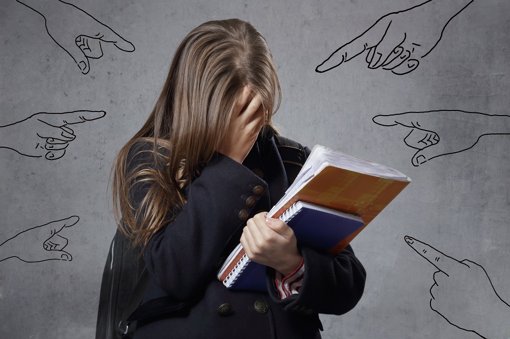 Le Harcelement Scolaire Le Comprendre Le Reperer Le Soigner Ora Consultation En Ligne