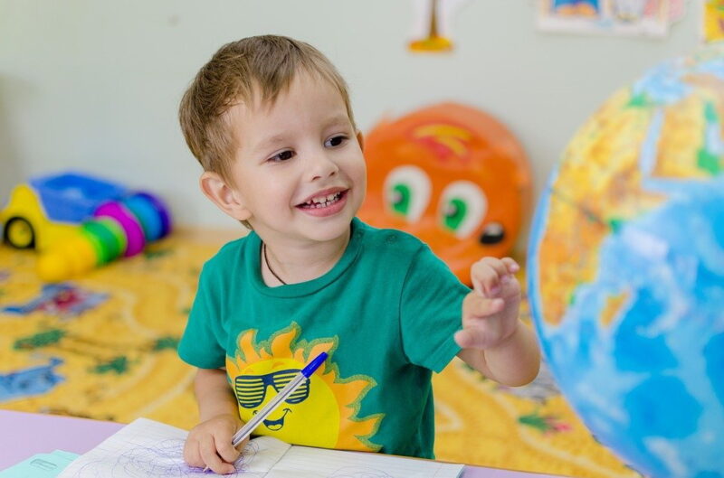 Un psychologue peut détecter un enfant HPI Haut Potentiel Intellectuel