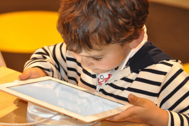 Glaaster, un logiciel sur tablette pour aider les enfants dyslexiques